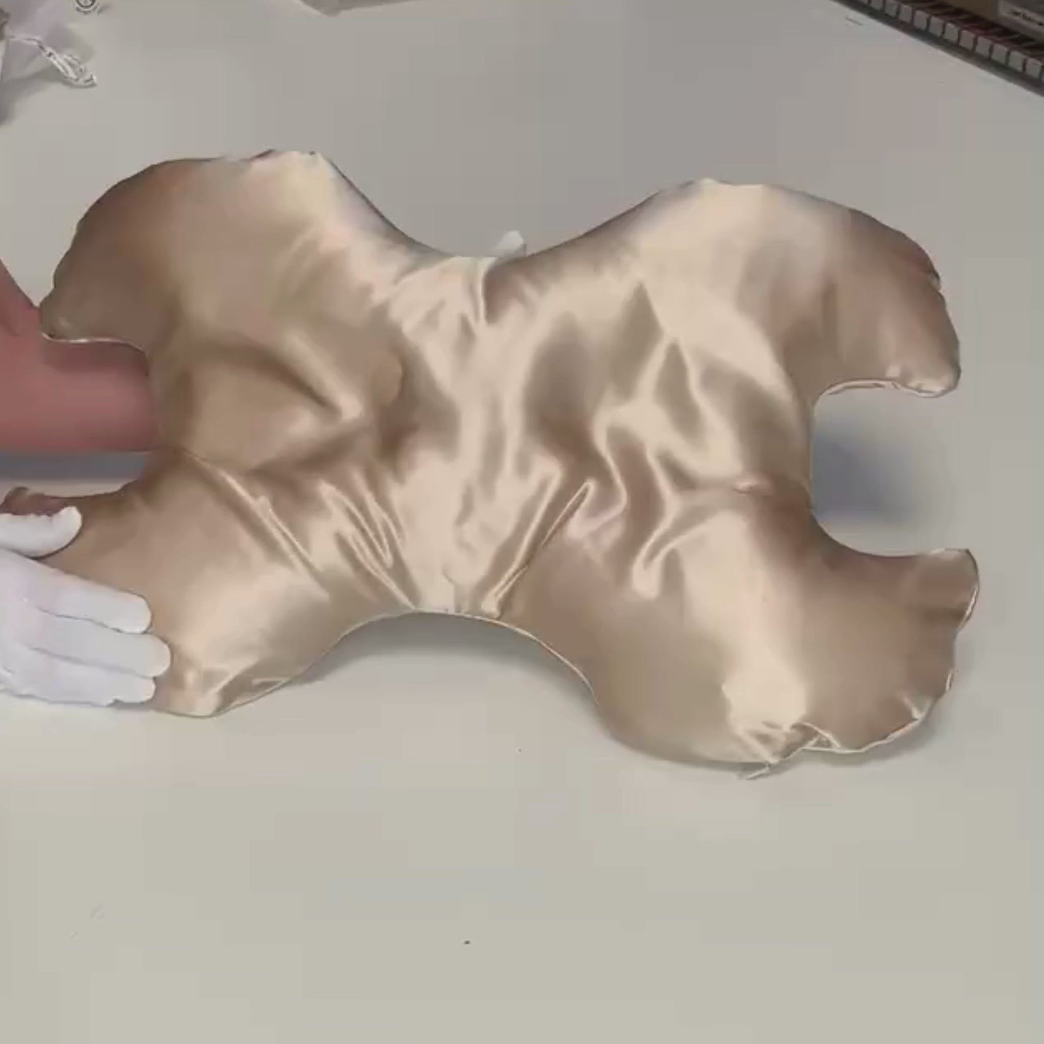 Load video: Le Grand Pillow Ear Wells Satin